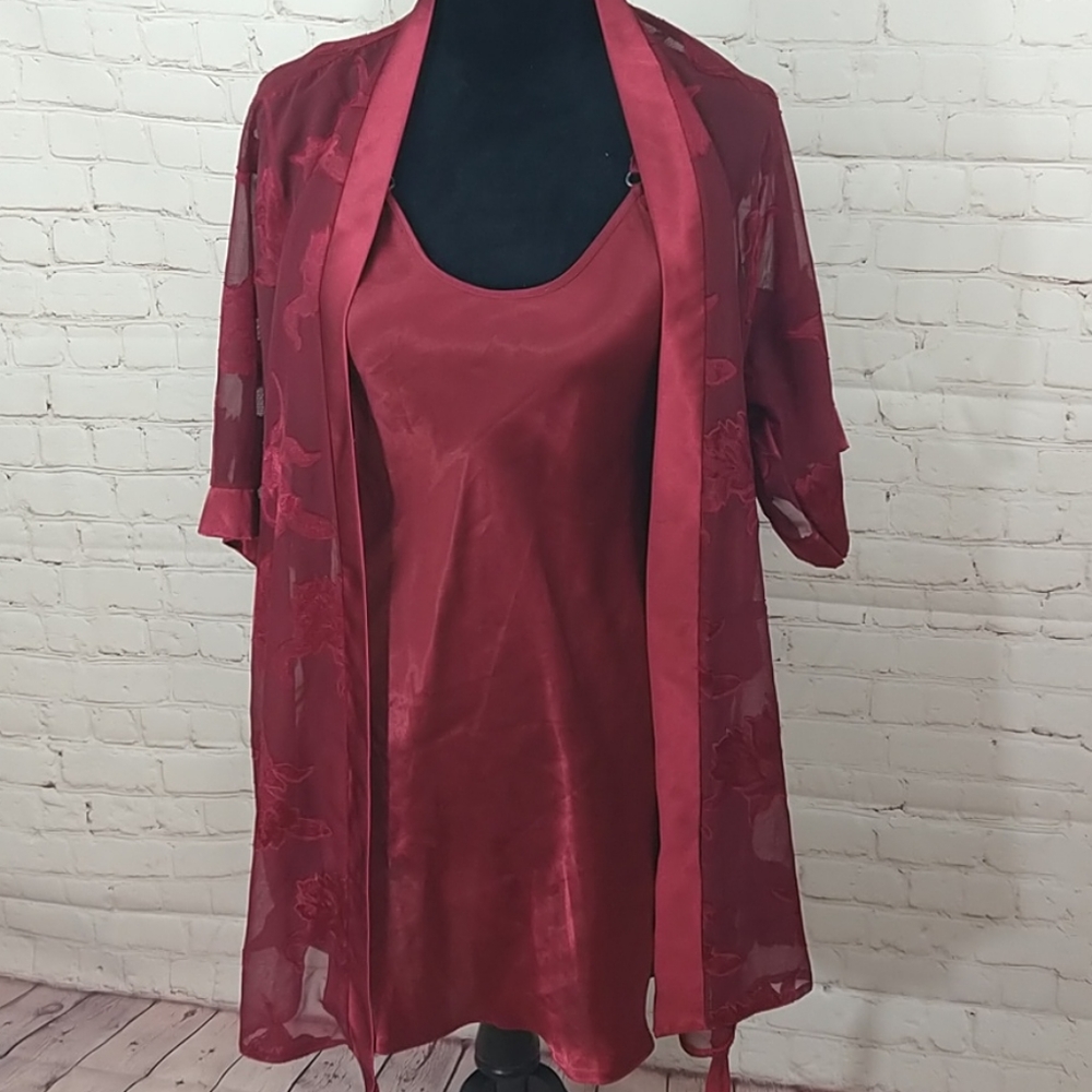 Eva Collection Silky Lingerie Robe & Chemise